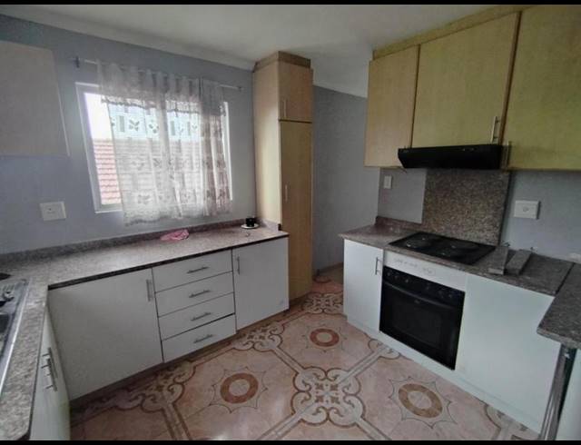 3 BEDROOM PROPERTY TO RENT IN RED HILL